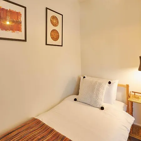 Дом отдыха Host & - Artist House *