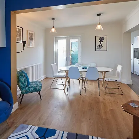 Hébergement de vacances Host & - Artist House